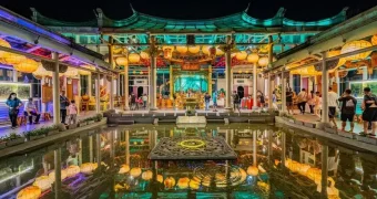 玻璃媽祖廟-05 授權者IG：harryfrizen
